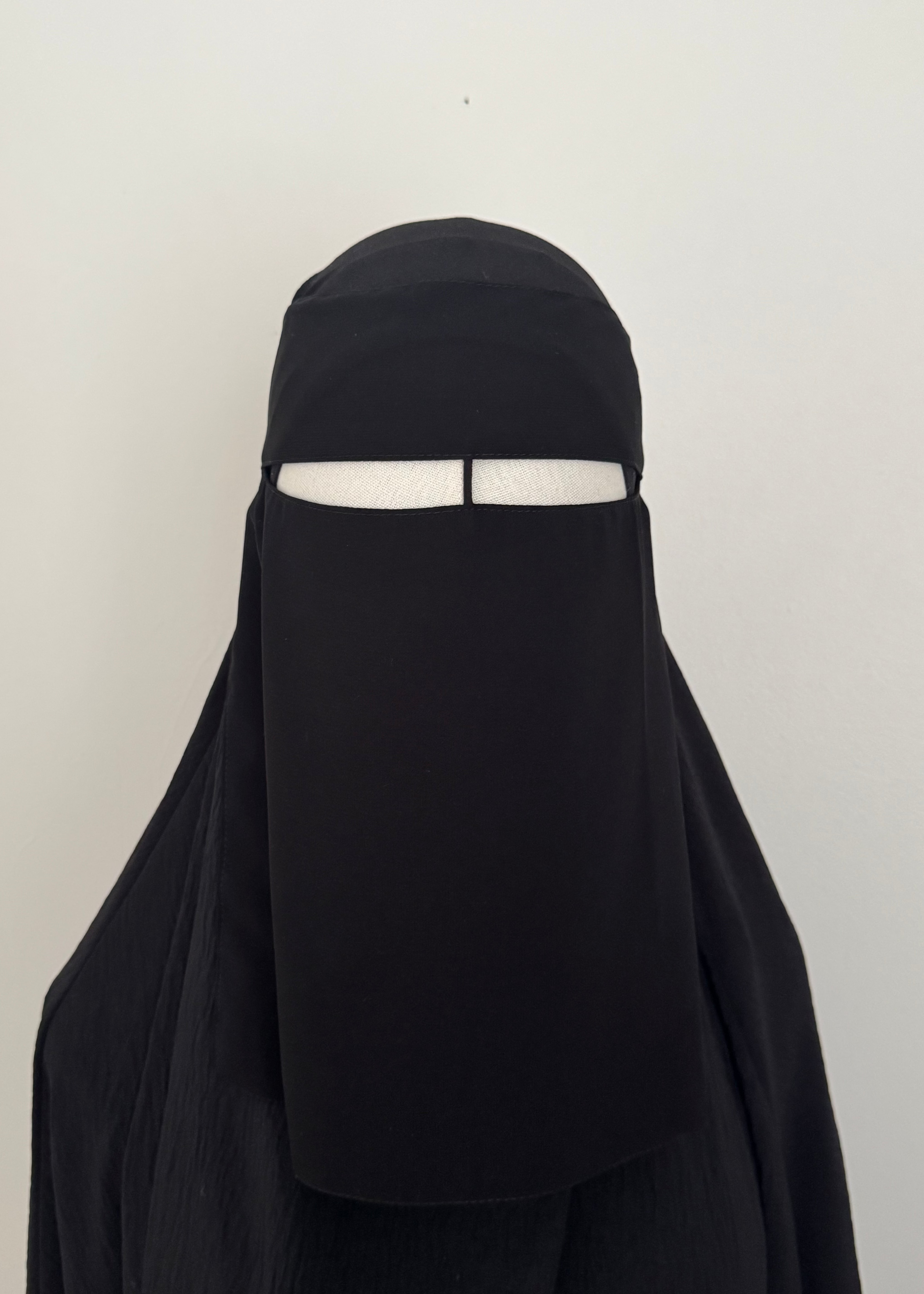 10" Nose String Black Niqab